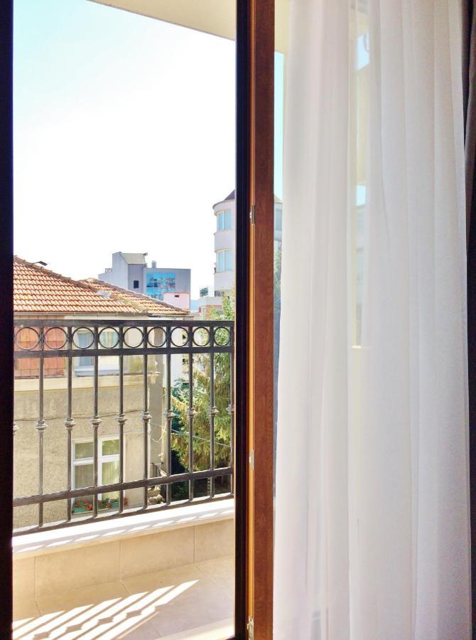 Central Flat & Free Parking Варна Екстериор снимка